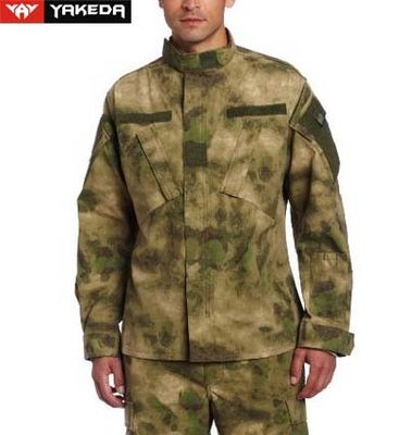 Anti UV Army Camouflage Clothes With Zigzag Stitched Mandarin Collar supplier