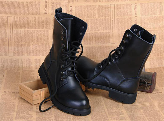 Flat Low Heel Military Jungle Boots , Round Toe Leather Motorcycle Boots supplier